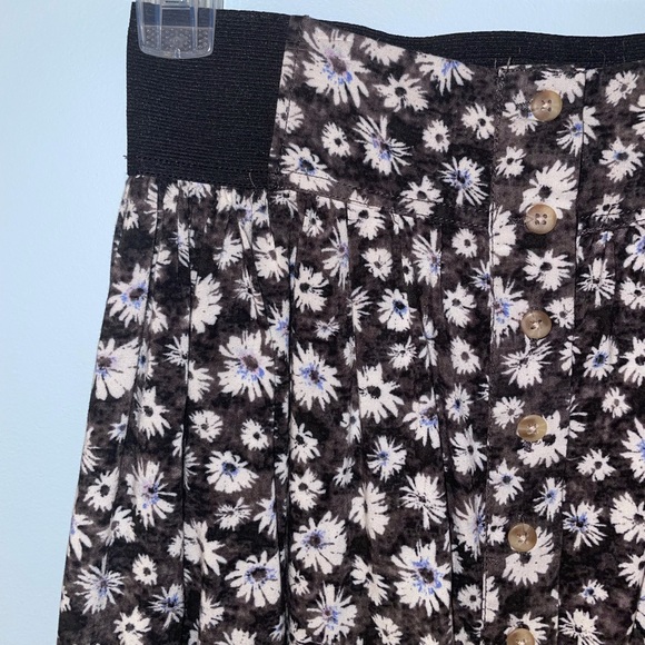 American Eagle Women’s Skirt size XS - Picture 3 of 6